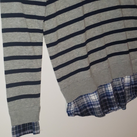 Intro Striped Sweater  Mock Flanel Detail Size SP - Picture 3 of 4